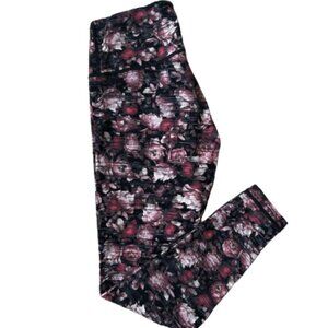 Brand new LuLuLemon Wunder Under High Rise tights, Rose pattern, Size 10